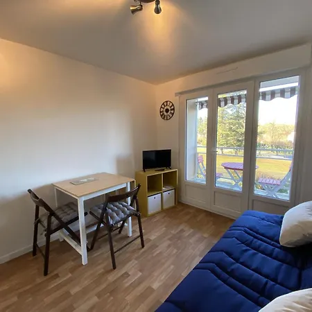 T2 Pres Des Thermes Du Connetable Avec Balcon Et Wi-fi Appartement La Roche-Posay